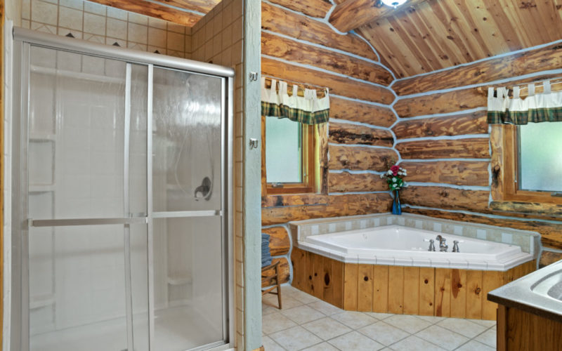 Black Hills Cabin 18 Bath